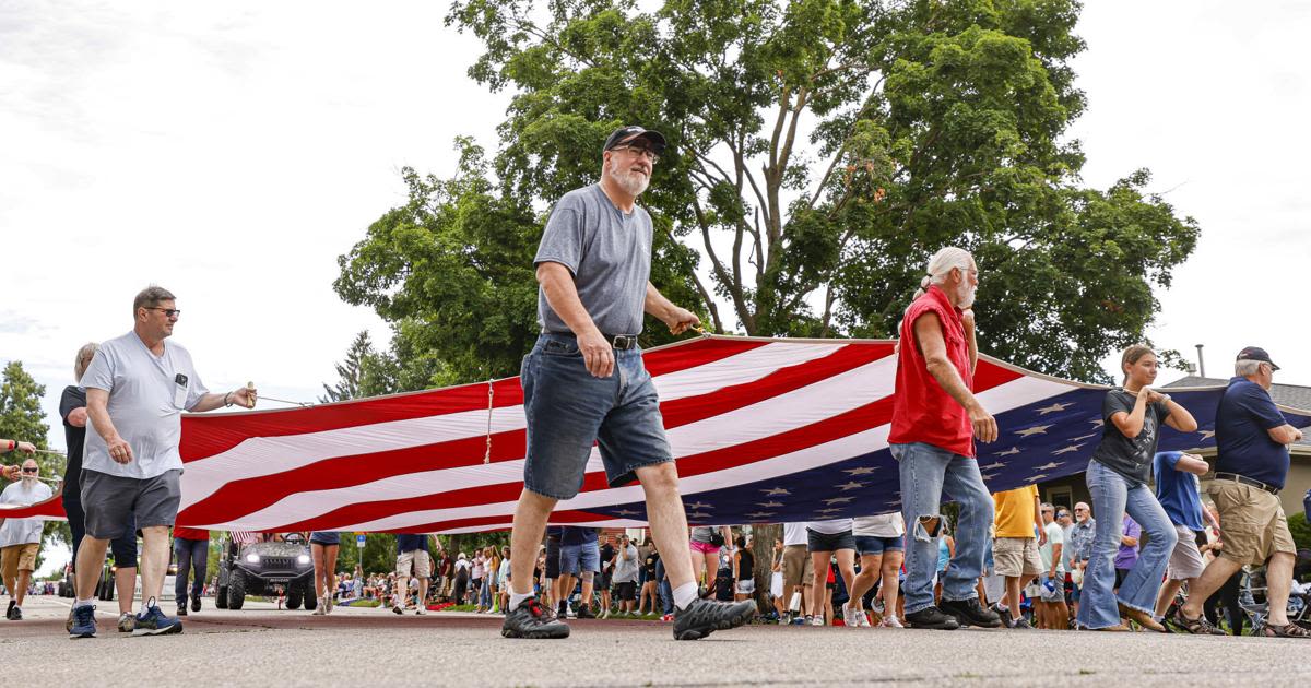 Sturgis Falls Celebration kicks off the weekend, draws large crowds