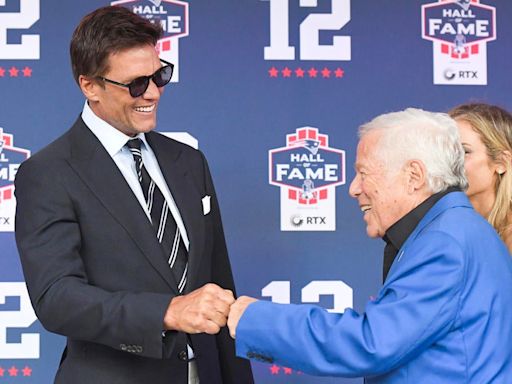 WATCH: Tom Brady receives another massive ring upon induction into Patriots Hall of Fame