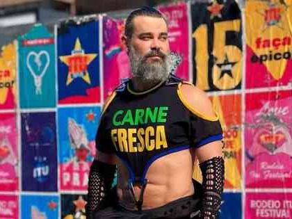 Carmo Dalla Vecchia rebate internauta sobre look na Parada LGBTQIAPN
