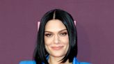 Jessie J makes a fan’s dreams come true by letting them do her makeup