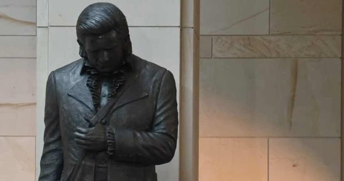 Johnny Cash statue unveiled at U.S. Capitol - Talk Business & Politics