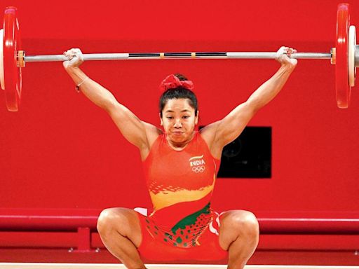 India’s lone weightlifter Chanu carries burden of expectations