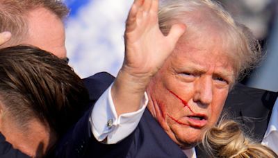 Donald Trump Fundraises With Photo From Assassination Attempt