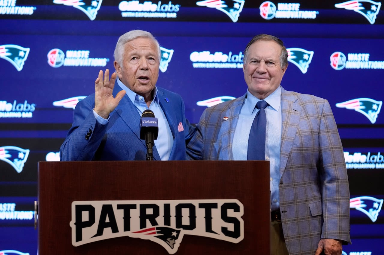 Ex-Patriots QB says tension ‘was real’ between Robert Kraft, Bill Belichick prior to Tom Brady roast