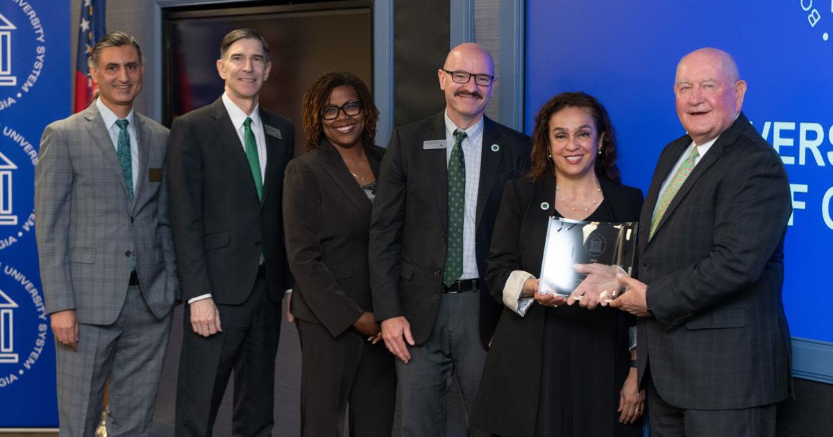 Georgia Gwinnett College Receives Board of Regents Momentum Award
