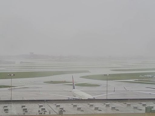 Ground stop issued at Hartsfield-Jackson Atlanta International Airport amid storms