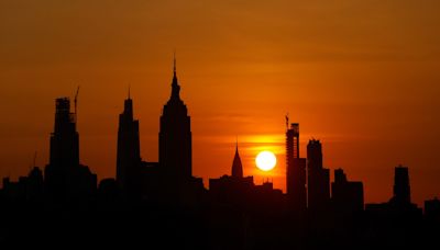 New York Weather Update: high temperatures and thunderstorms