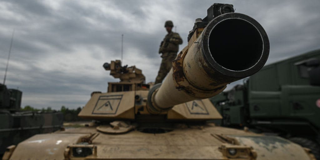 Former top US Army general in Europe calls Ukrainian complaints about the M1 Abrams tank 'BS'