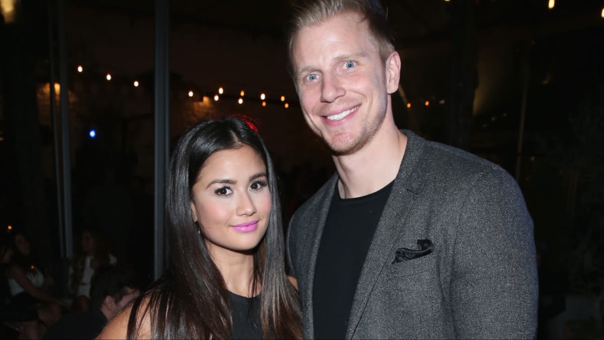 Fans Think Catherine Giudici & Sean Lowe Split After Confusing Video