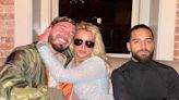 Britney Spears, de la cena con Maluma y J Balvin que revolucionó las redes sociales a una nueva detención