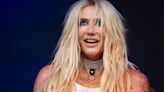 Kesha Says She Was Unknowingly Given A Real Butcher Knife For Lollapalooza Set