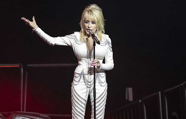 Dolly Parton plans for a musical on her life using her songs to land on Broadway in 2026