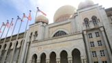 Federal Court defers June 25 hearing of Malaysian mums’ appeal for automatic citizenship of overseas-born kids pending constitutional amendment