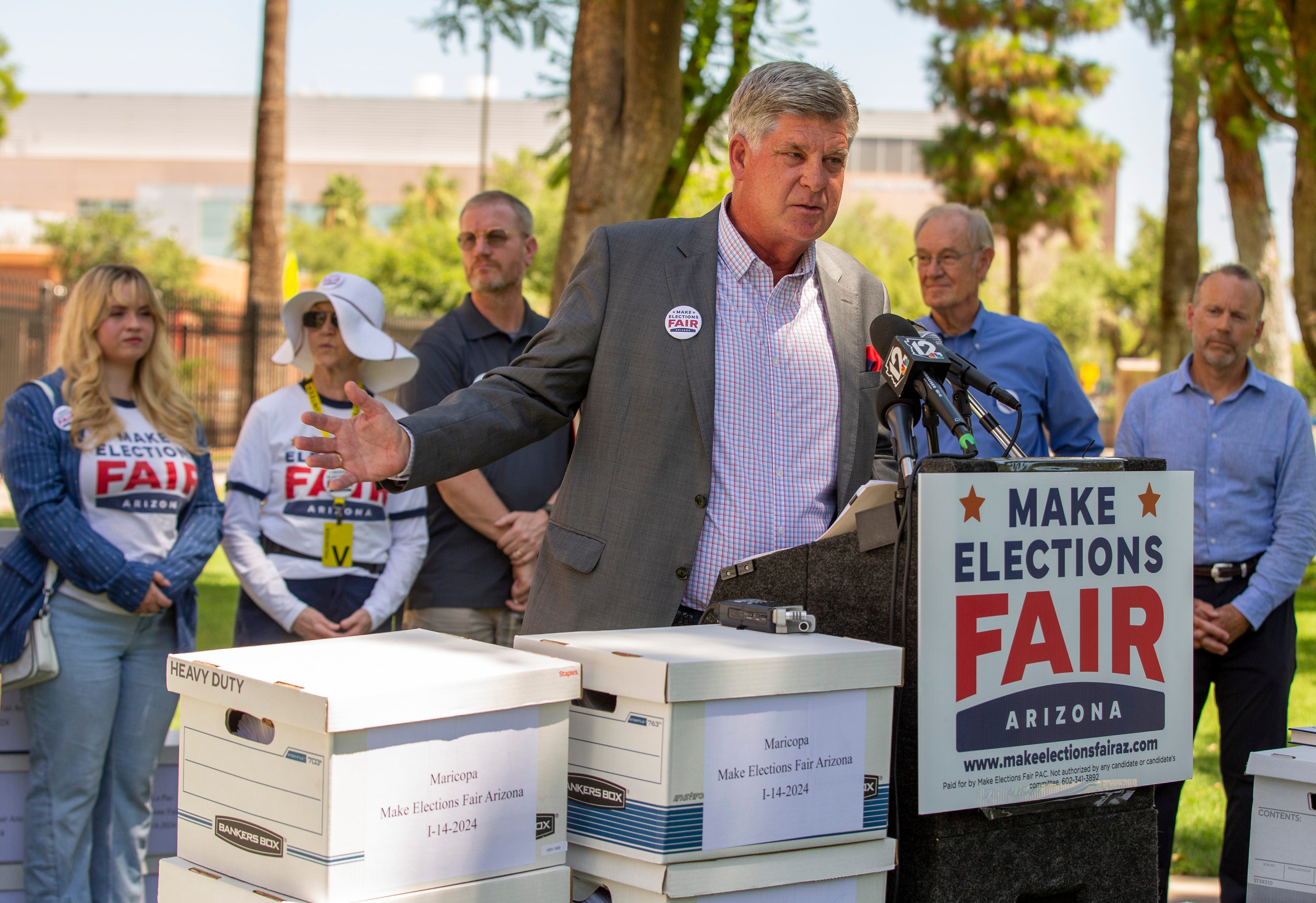 Description of Arizona's open primaries ballot measure is biased, suit alleges