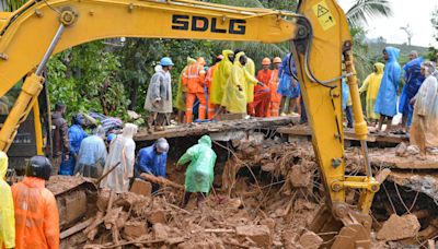 Wayanad landslides: Death toll climbs to 123; IMD issues red alert | 10 points