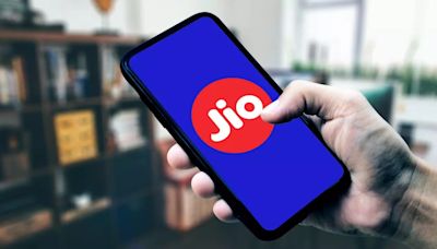 Top 5 Jio Recharge Plans Cheaper Than Airtel And Vi