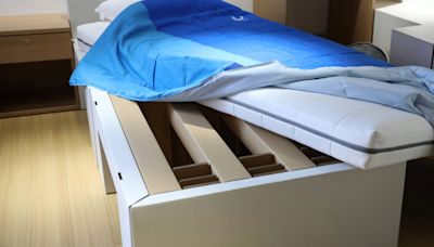巴黎奧運寢具沿用紙板床遭質疑「又要禁止色色」 選手村：30萬保險套準備好了