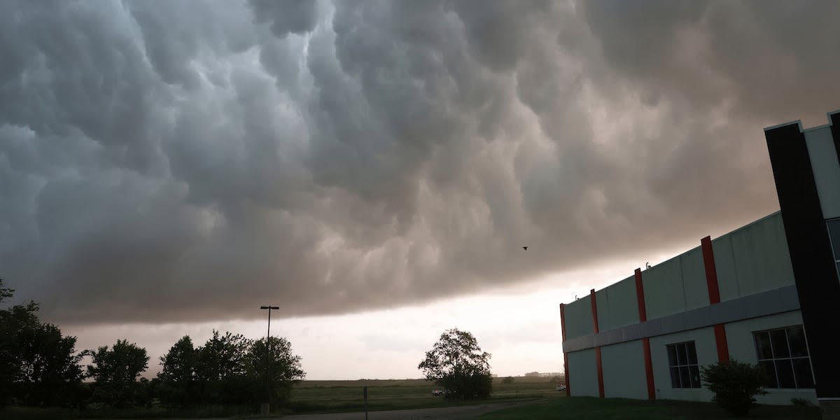 Forecasters warn Oklahoma may see dangerous tornadoes as Texas bakes in record heat