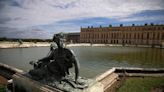 Versailles briefly evacuated due to smoke from construction