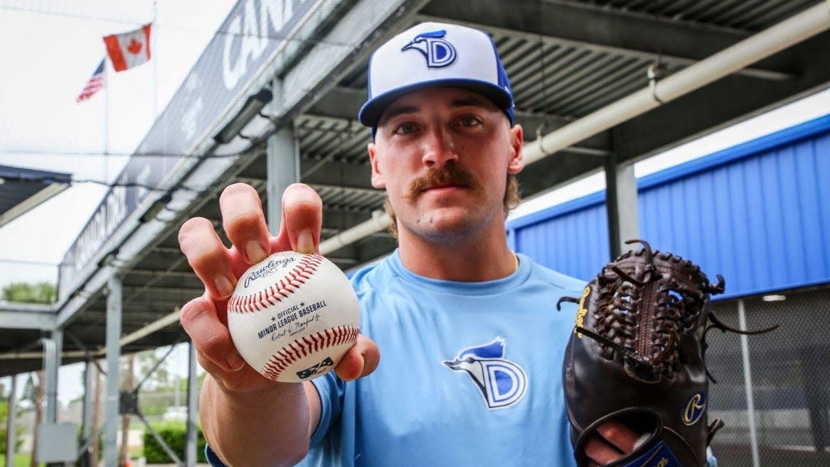 Dunedin Blue Jays pitcher developing knuckleball in era of fireballers