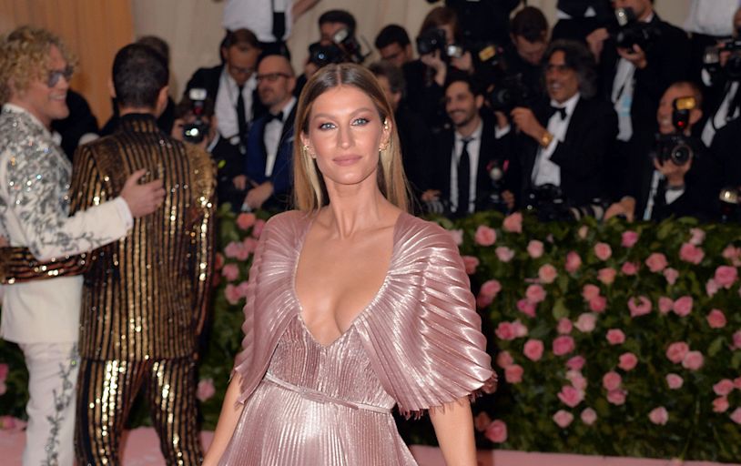 Gisele Bündchen has been publicly supported for the first time at one of her events by new boyfriend Joaquim Valente