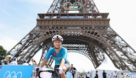 巴黎奧運直擊｜港隊李思穎成功完成女子單車公路賽　第64名衝線