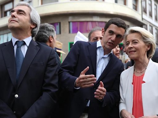 Von der Leyen ultima en Oporto la campaña para su reelección con un baño de masas
