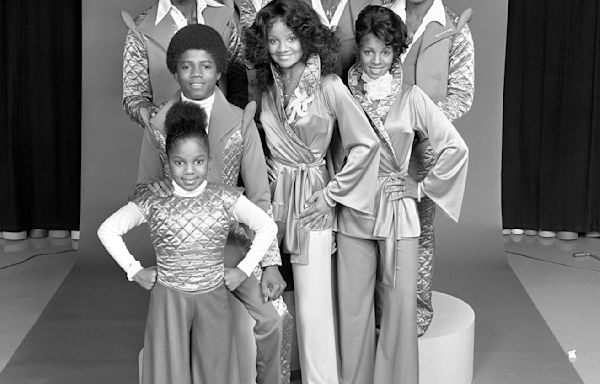 Tito Jackson's siblings: All about his brothers and sisters