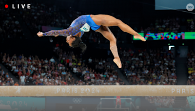 Olympic gymnastics results, highlights: Simone Biles, Jordan Chiles medal in dramatic finish on floor | Sporting News