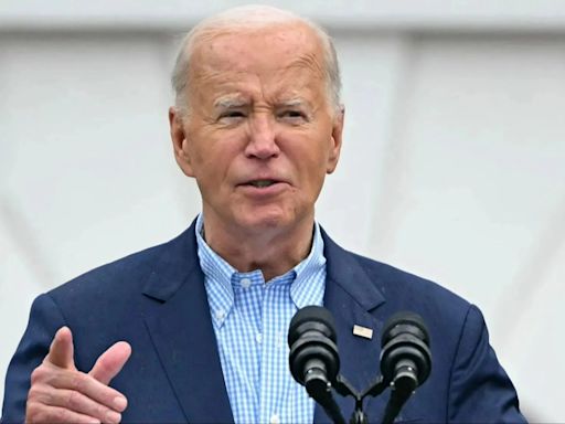 Moment bumbling Biden calls himself a ‘black woman’ in painful interview