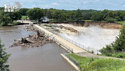 洪水、熱浪席捲！長沙地鐵站成泳池 明尼蘇達州水壩潰堤│TVBS新聞網