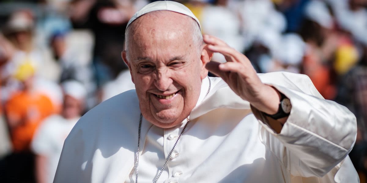 Pope Francis Uses Shocking Anti-Gay Slur In Meeting With Bishops: Reports