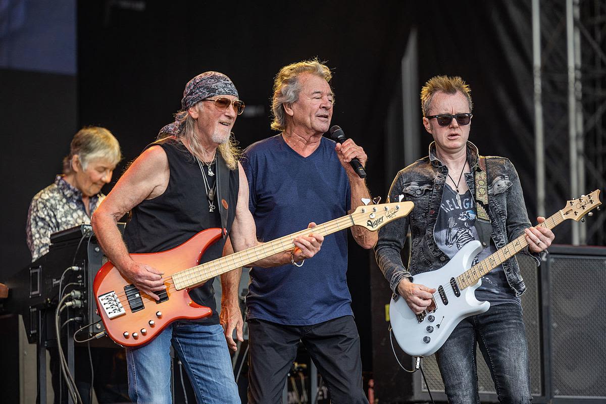 Listen to Deep Purple's New Single, 'Portable Door'