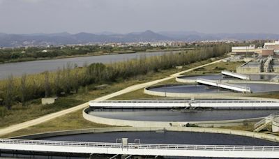 Las restricciones por sequía en Catalunya han permitido ahorrar toda el agua que cabe en el pantano de Sau