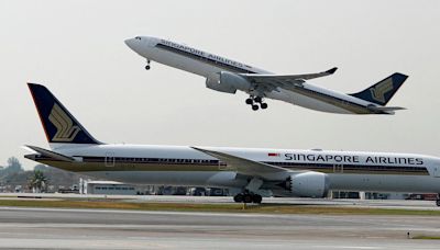 One Dead, Others Injured as Singapore Airlines Flight Hits Turbulence
