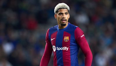 Barcelona set price tag for Man Utd and Bayern Munich target Ronald Araujo - report