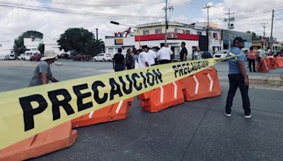 Vecinos bloquean la avenida José López Portillo en Cancún; exigen colocación de semáforos