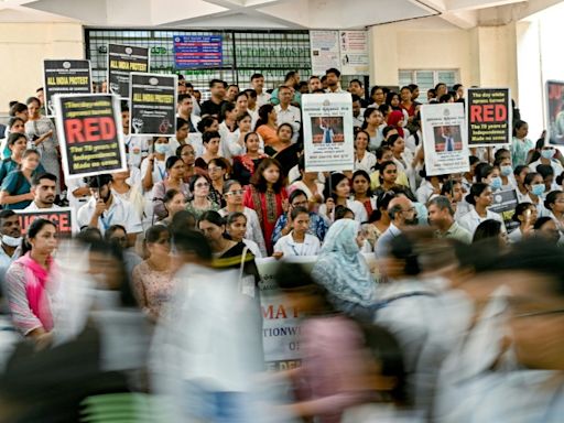 Furious Indian doctors mourn the rape and murder of a colleague