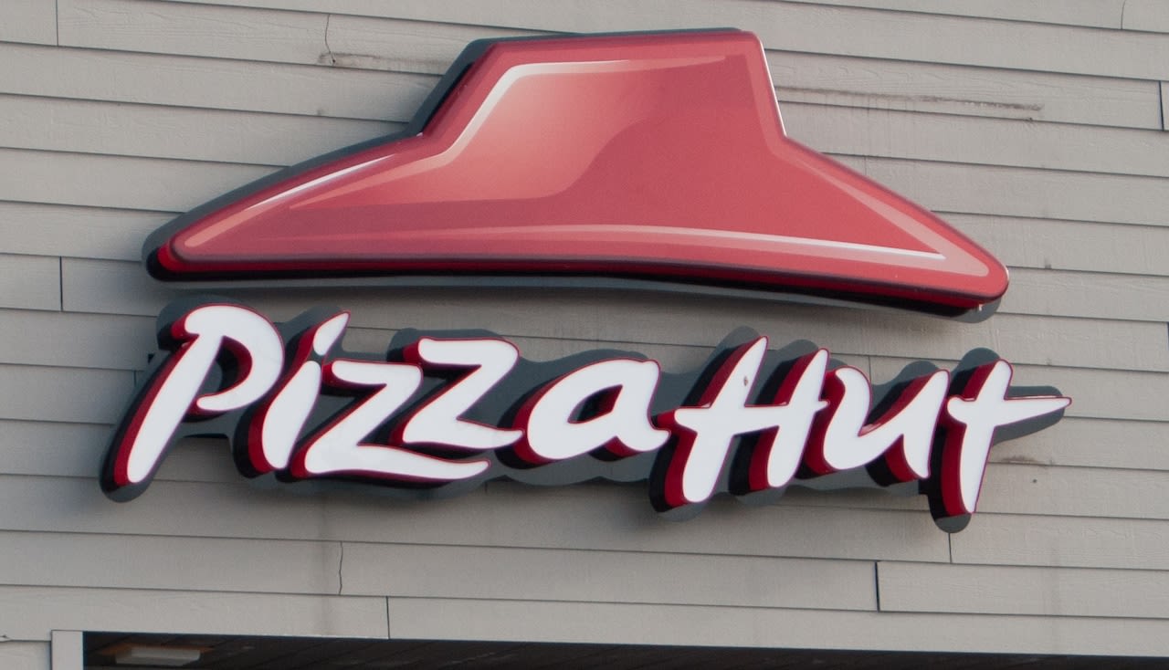 Pizza Hut franchisee with 140 units files for bankruptcy