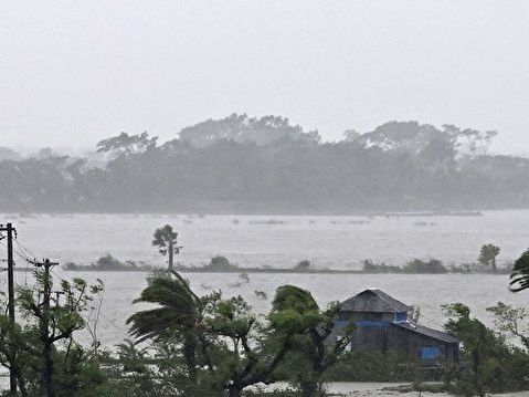 強烈氣旋襲印度和孟加拉國 至少16死