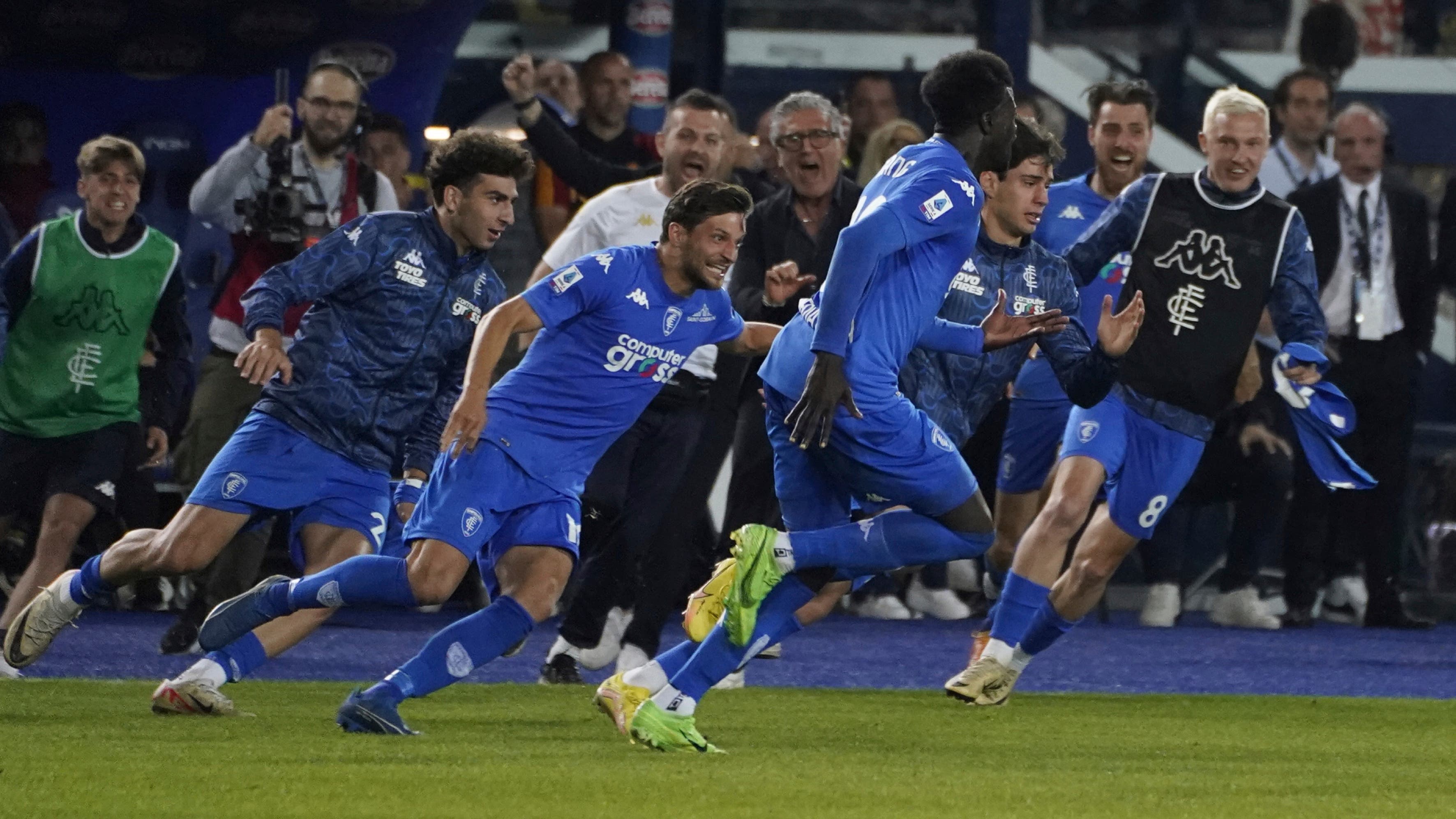 M’Baye Niang scores dramatic winner against Roma to save Empoli from relegation