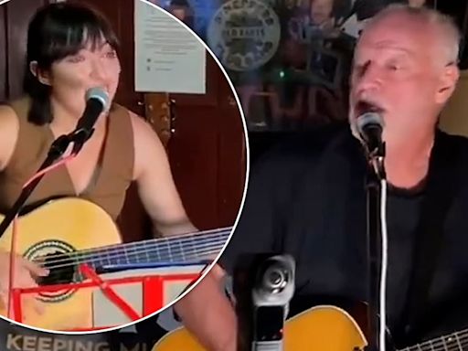 Pink Floyd star shocks fans with surprise performance in tiny UK pub