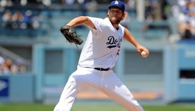 Clayton Kershaw recibe luz verde para volver a lanzar