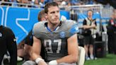 Lions Pro Bowl TE Sam LaPorta carted off with reported hyperextended knee vs. Vikings