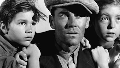 Darryl Hickman, Prolific Child Actor of the 1940s, Dies at 92