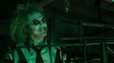 Beetlejuice 2: Primer tráiler muestra a Michael Keaton de vuelta como el pícaro fantasma