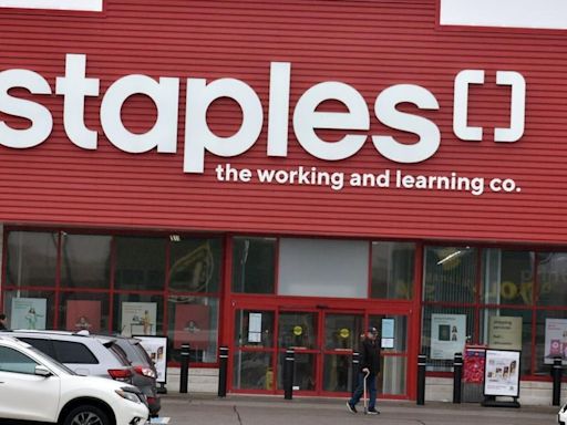 Amazon returns now available at all Canadian Staples stores