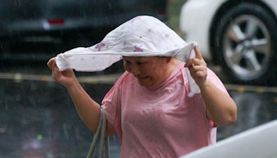 氣象局急發警報！11縣市大雨特報 多縣市遭大雷雨襲擊