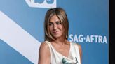 El emotivo tributo de Jennifer Aniston a su padre: ‘Su carrera es la definición del éxito’