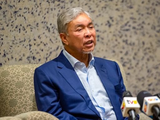 Zahid says Tok Mat’s remark on MAHB deal personal view, Umno on same page as Anwar govt